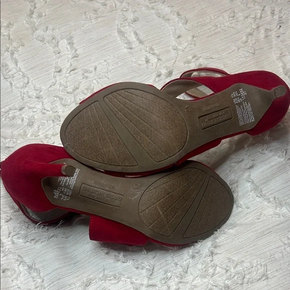 Christian Siriano Red Strappy Heels - Picture 11 of 14